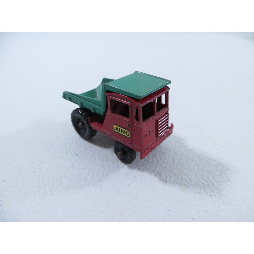 Vintage Matchbox Seriesโ No. 2 Muir Hill Dumper Red Green Lesney England